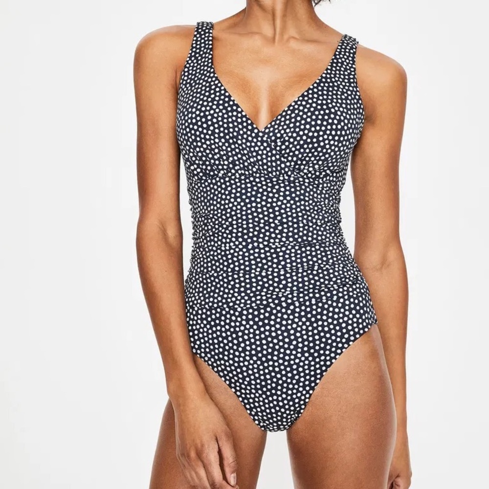 Boden Talamanca One Piece Swimsuit Polkadot Blue White Size 4 Padded Bra Area